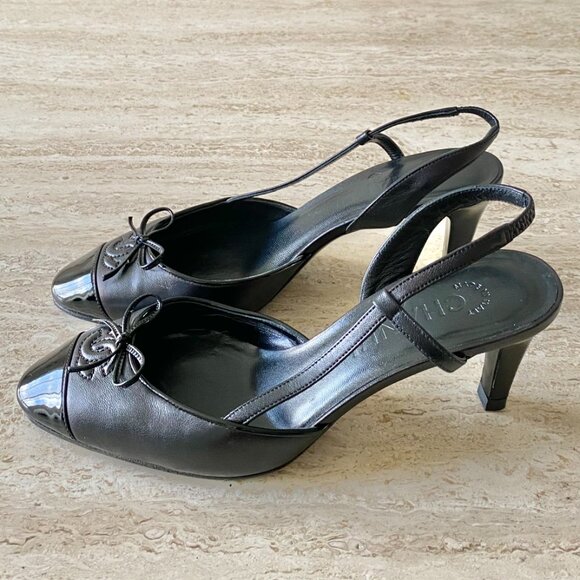 Vintage Chanel CC Bow Cap Toe Slingback Heels - Picture 3 of 7